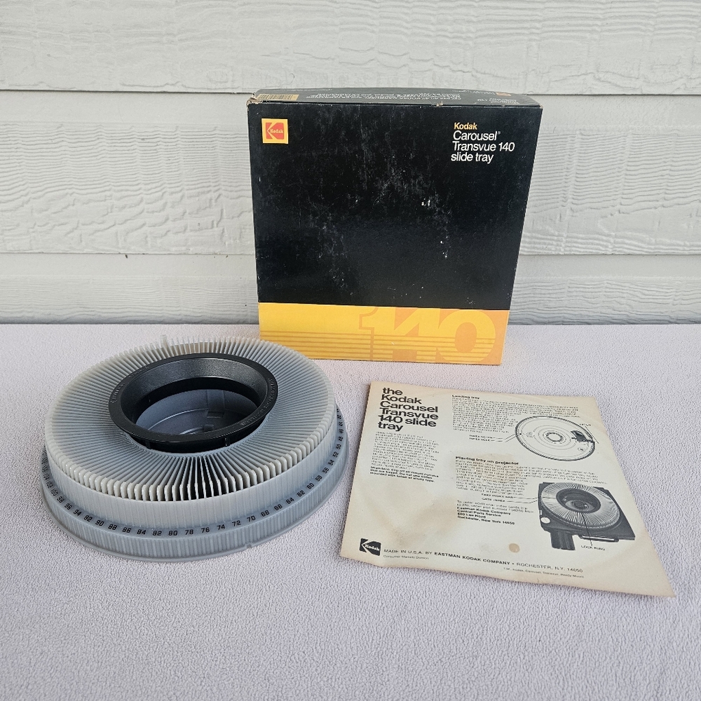 Kodak Carousel Transvue 140 Slide Tray VTG 1983